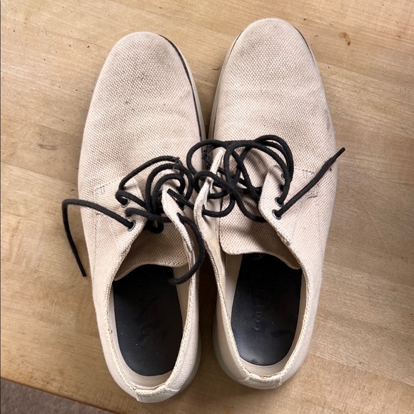 Cole Haan Cream Canvas Oxfords with Black Laces - Picture 1 of 1